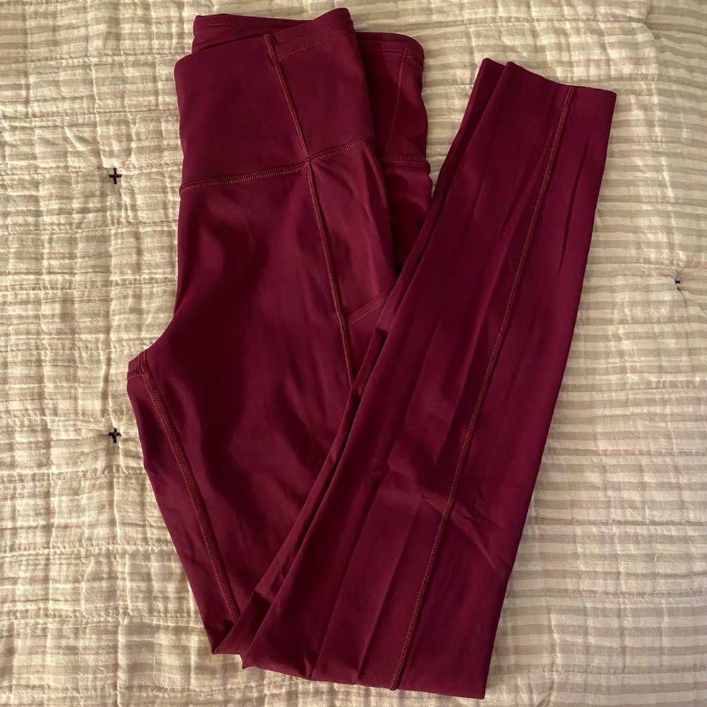 Lululemon leggings w/ pockets